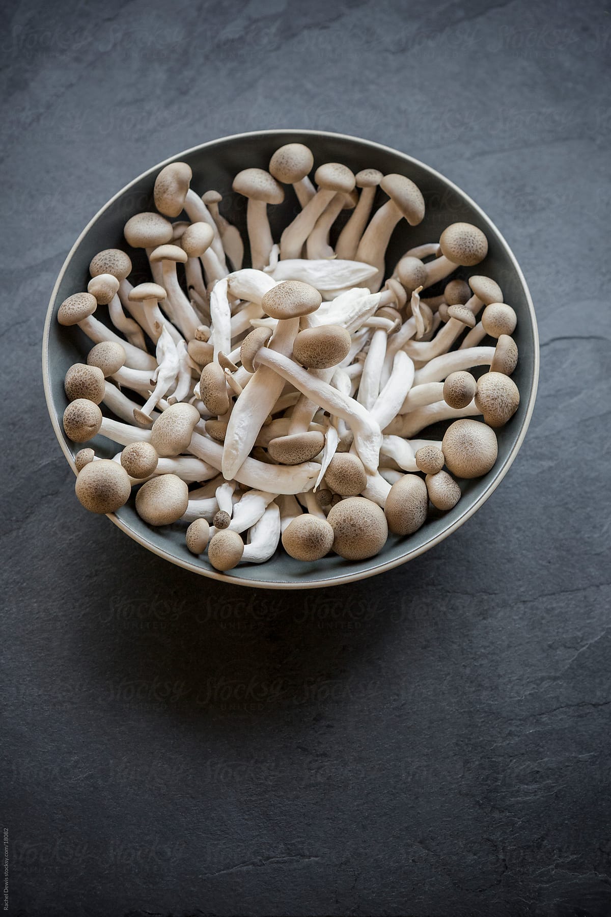 Oriental Japanese shimeji mushrooms.