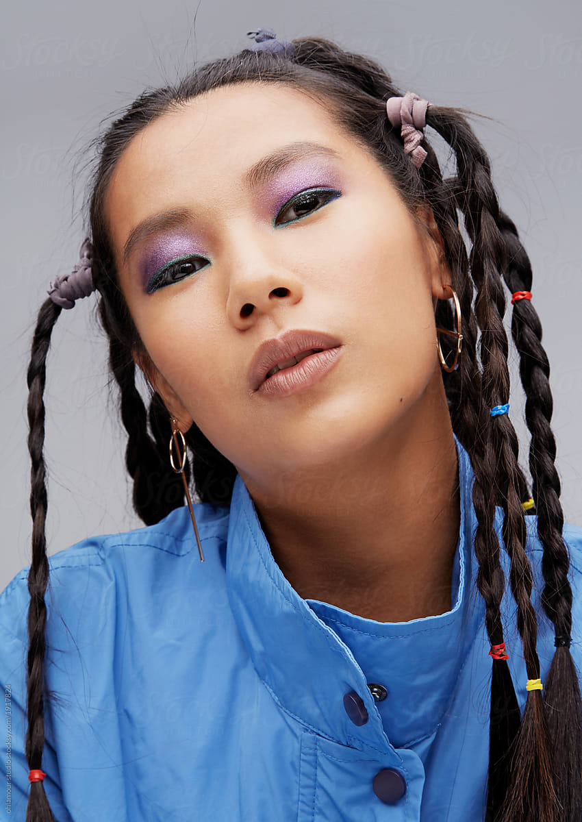 Editorial portrait studio shot - Beautiful young asian woman.