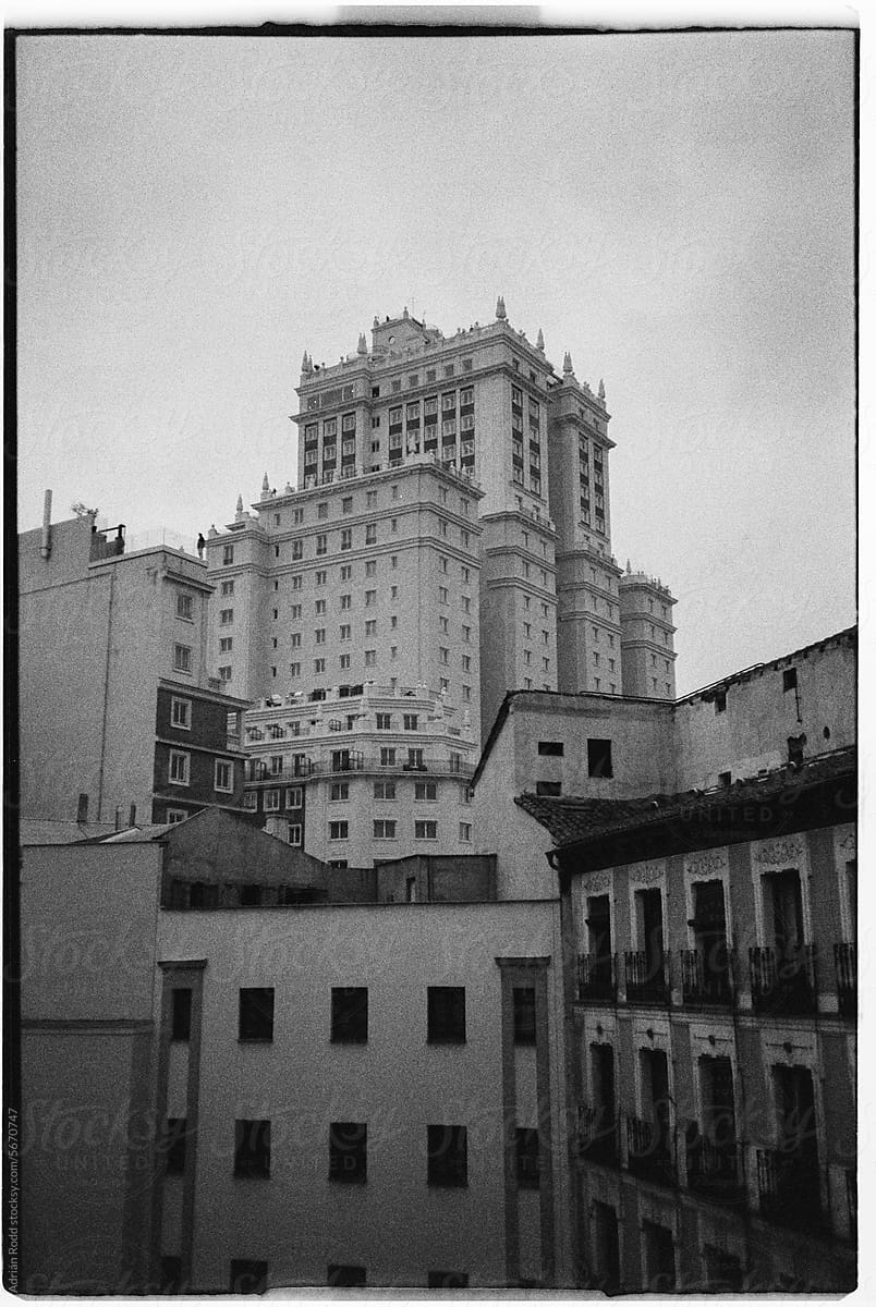Timeless Madrid: Monochrome Cityscape