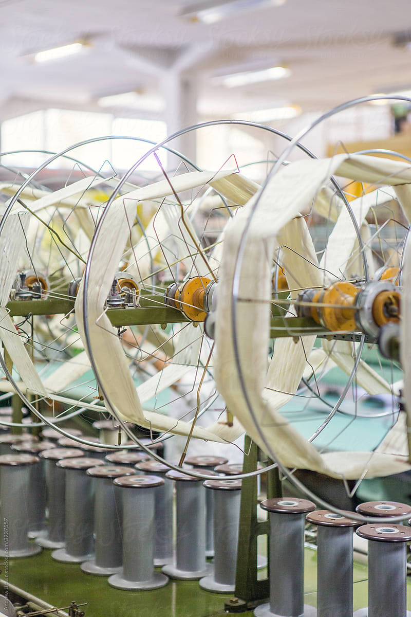 Silk factory machine making silk fabric