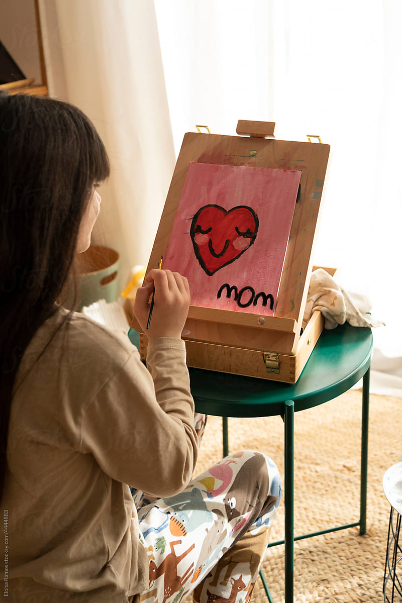 Hand drawing for mother\'s day gifts