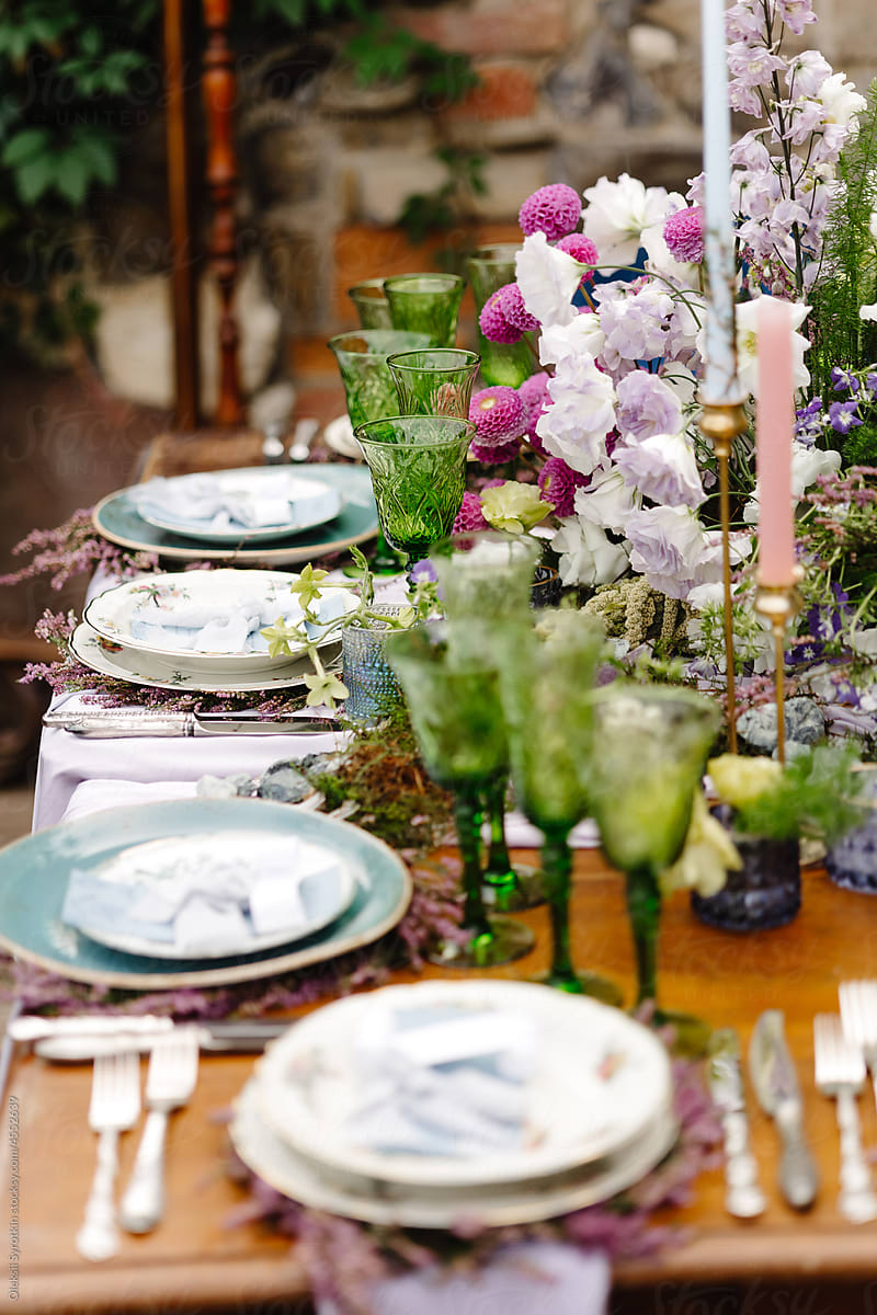 Wedding dinner table setting outside flower