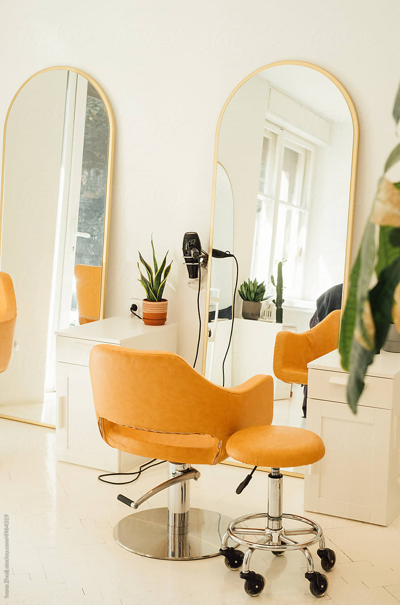 Beautifully Designed Hairdressing Salon
