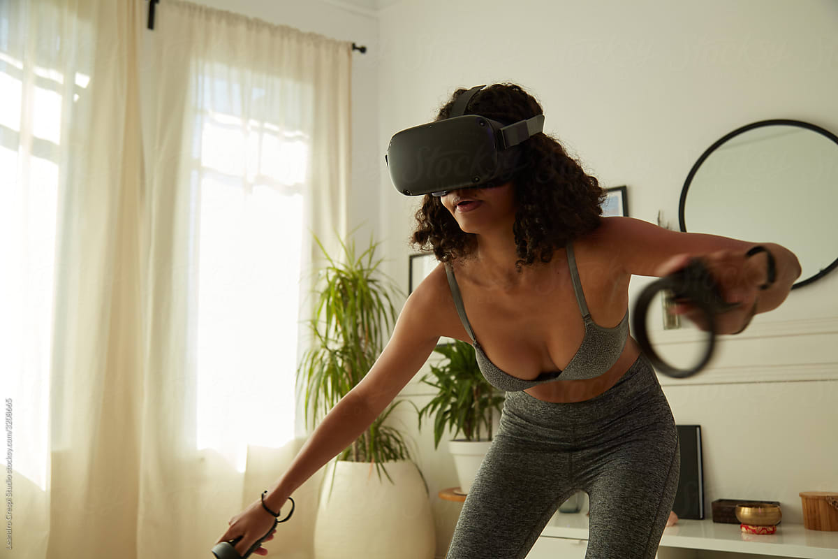 Woman skiing in Virtual Reality