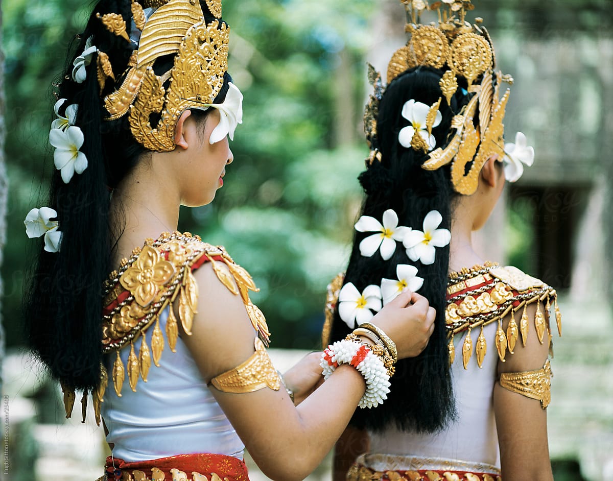 Khmer dancers. Angkor Wat.