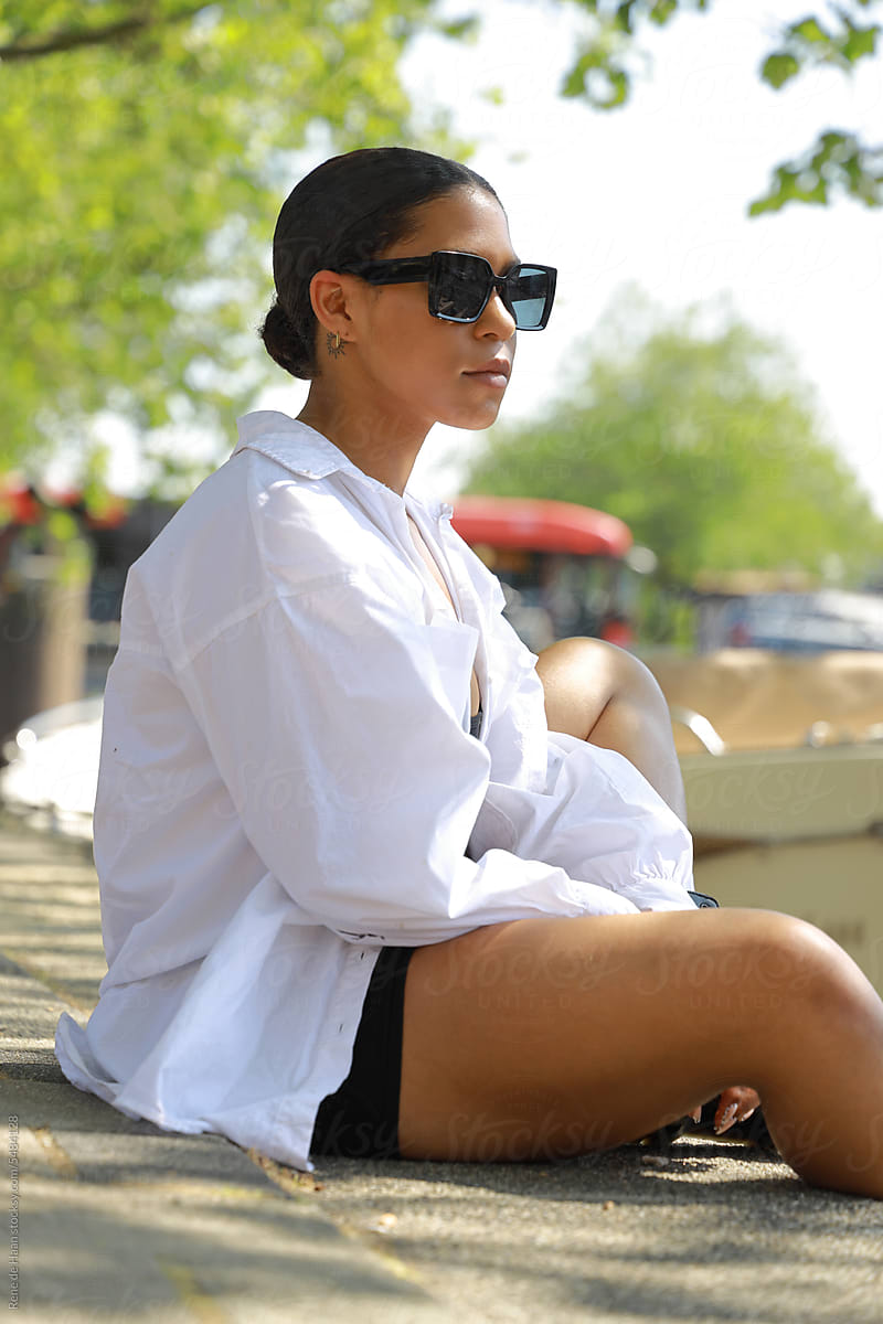 young black woman with sunglasses