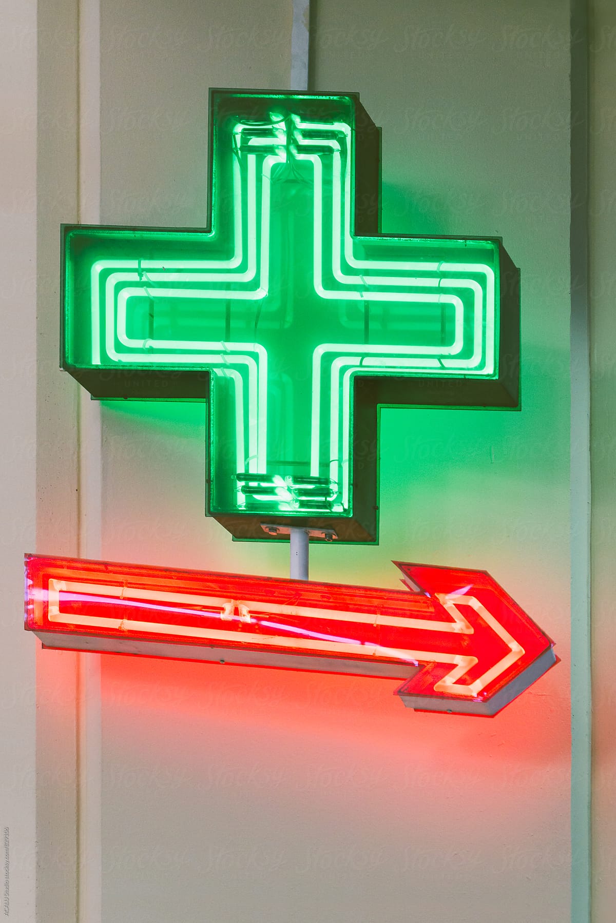 Pharmacy neon sign