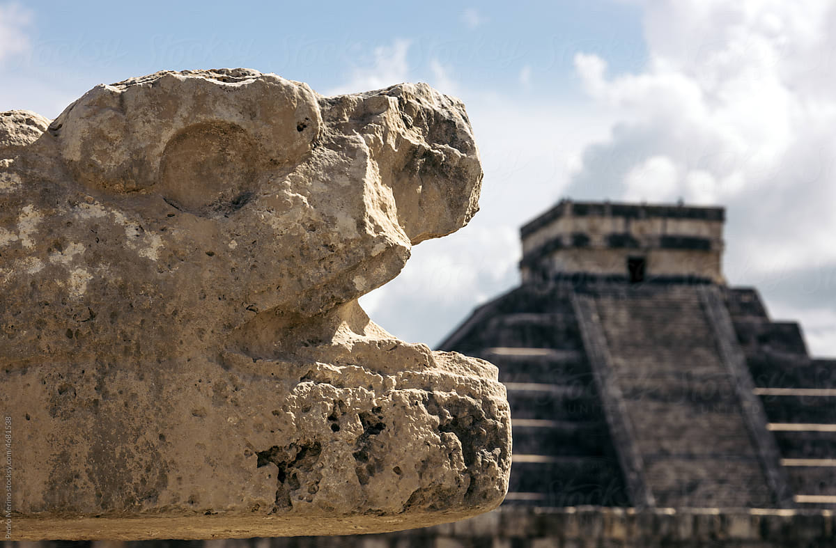Details of the Mayan ruins of the city of Chichen Itza