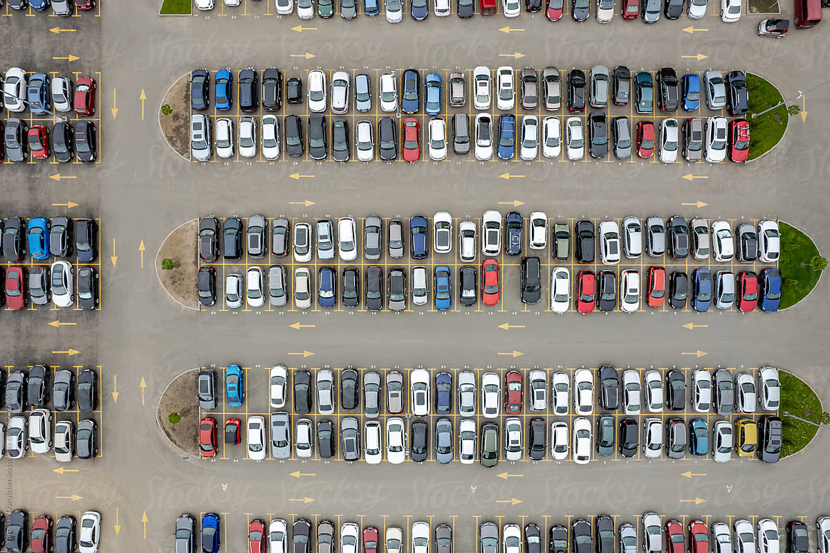Large numbers of cars on parking lot