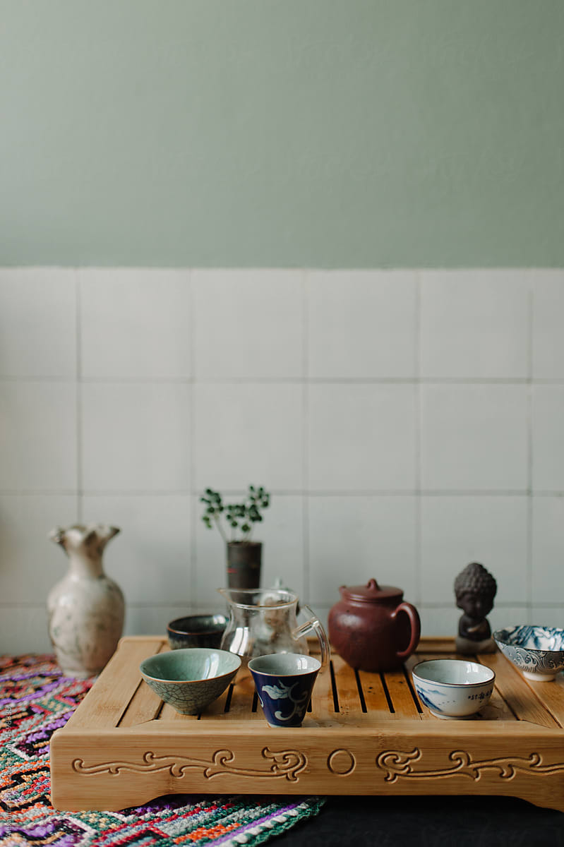 Tea ceremony in the kitchen