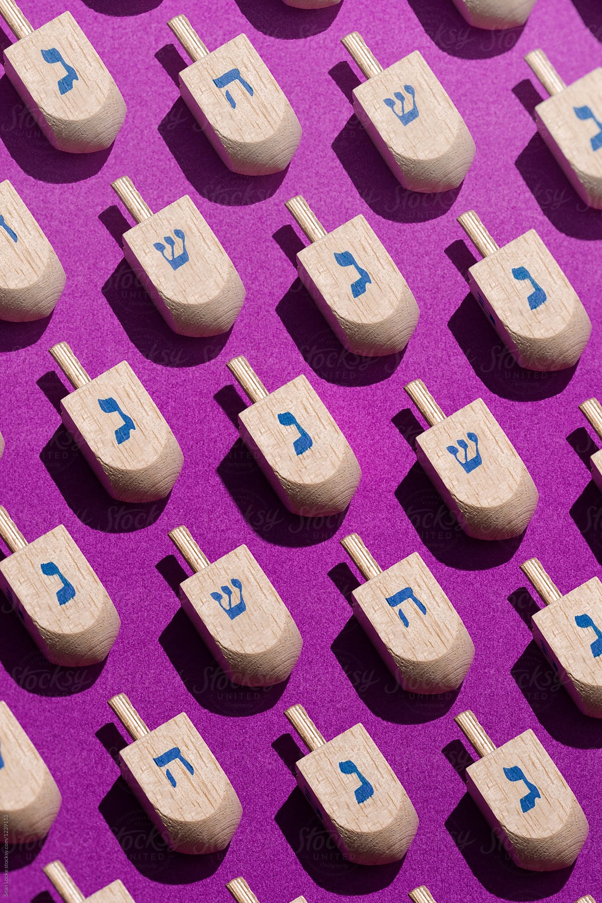 Repeating Pattern Of Hanukkah Dreidels