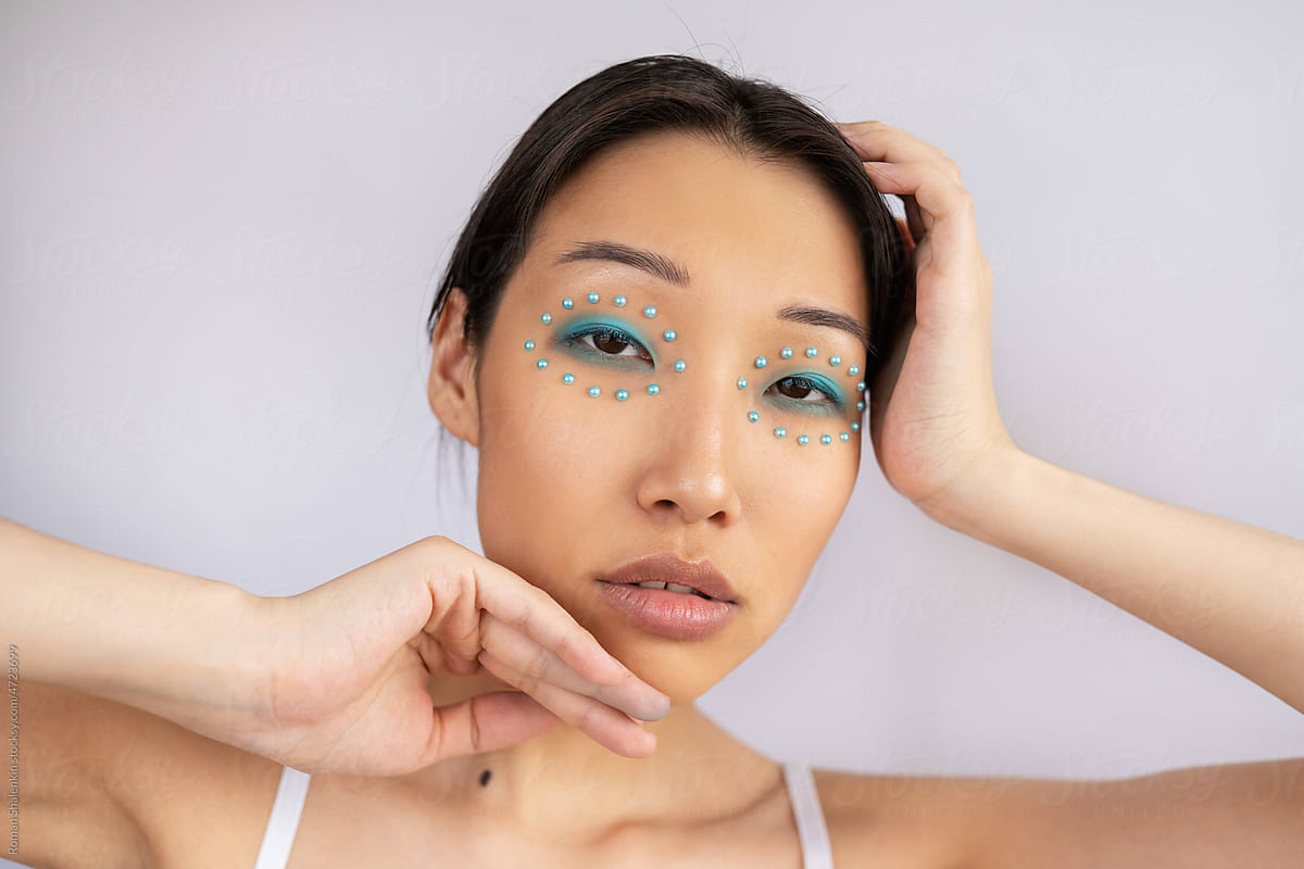 Female model with creative pearl makeup