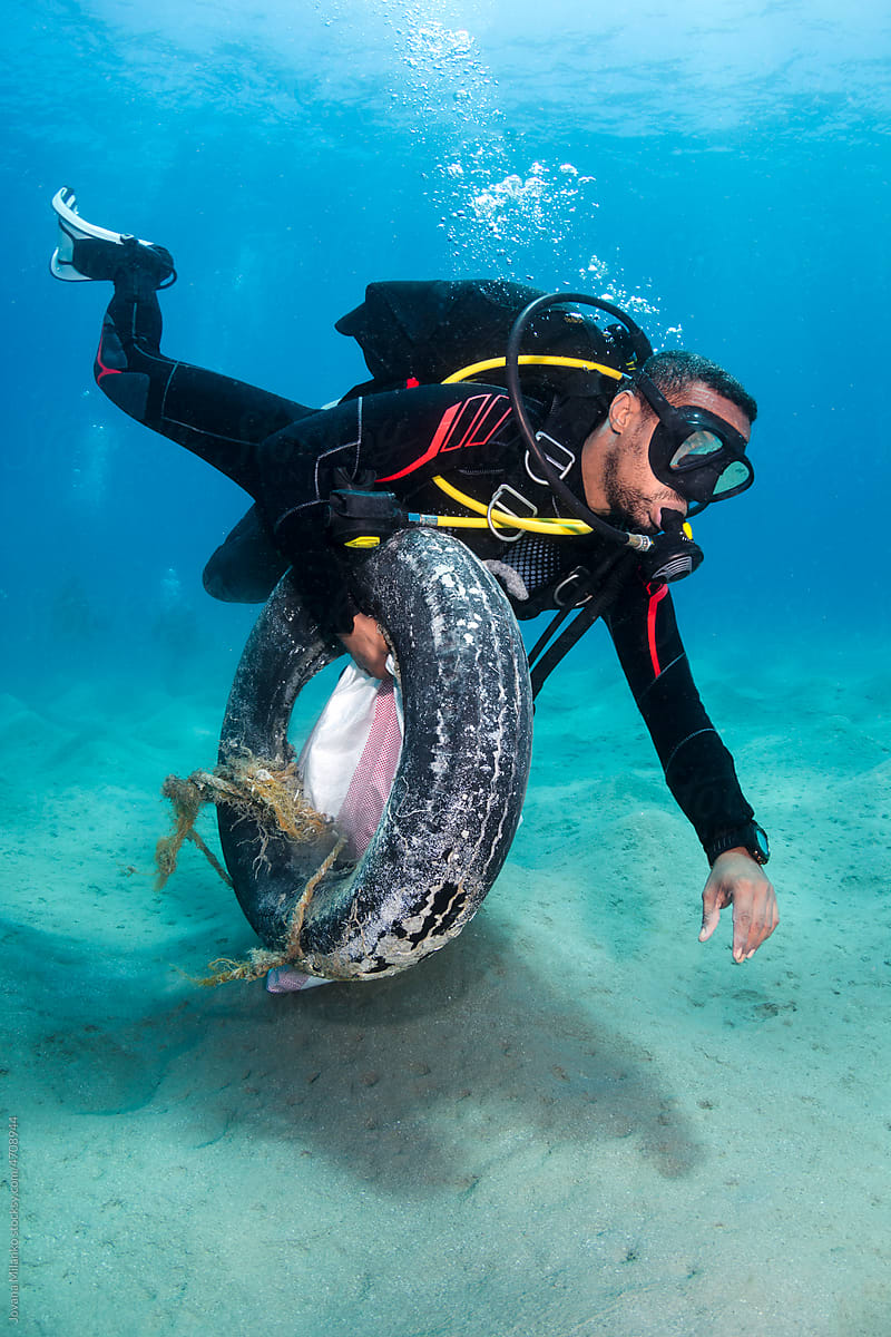 Underwater Scuba Ocean Clean Up Action