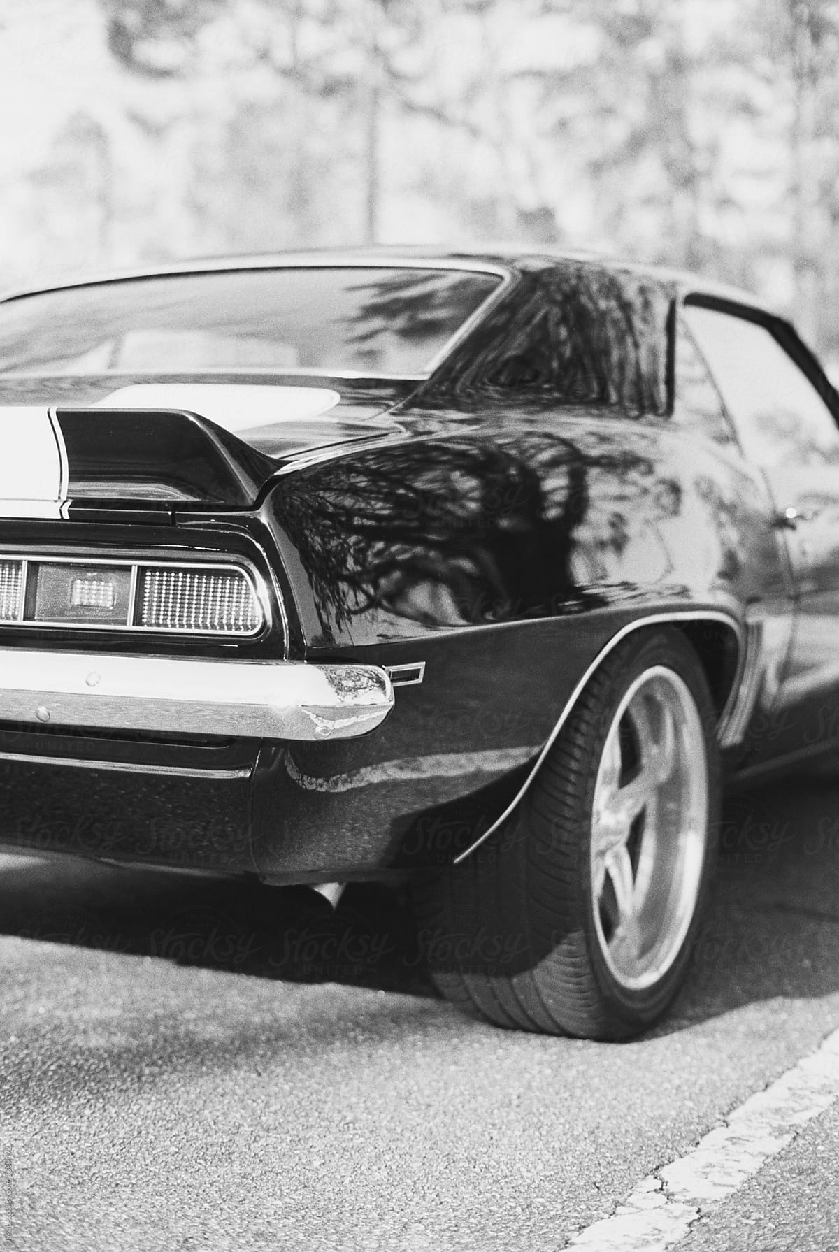 View of the back of an american muscle car