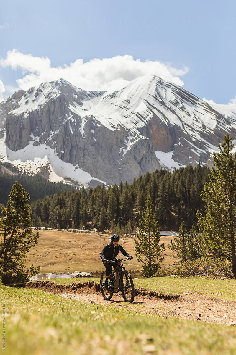 Mountain biker crossing the mountains