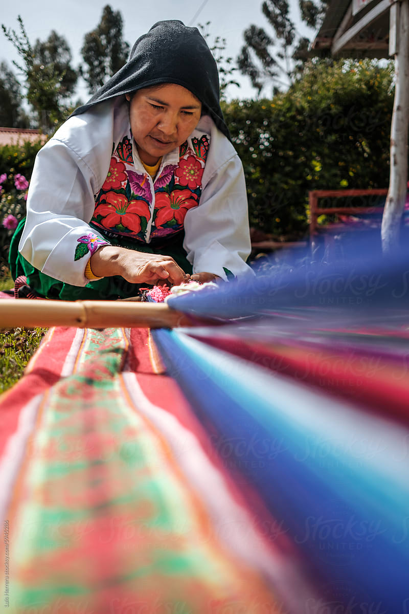 Peruvian artisanal Weaver