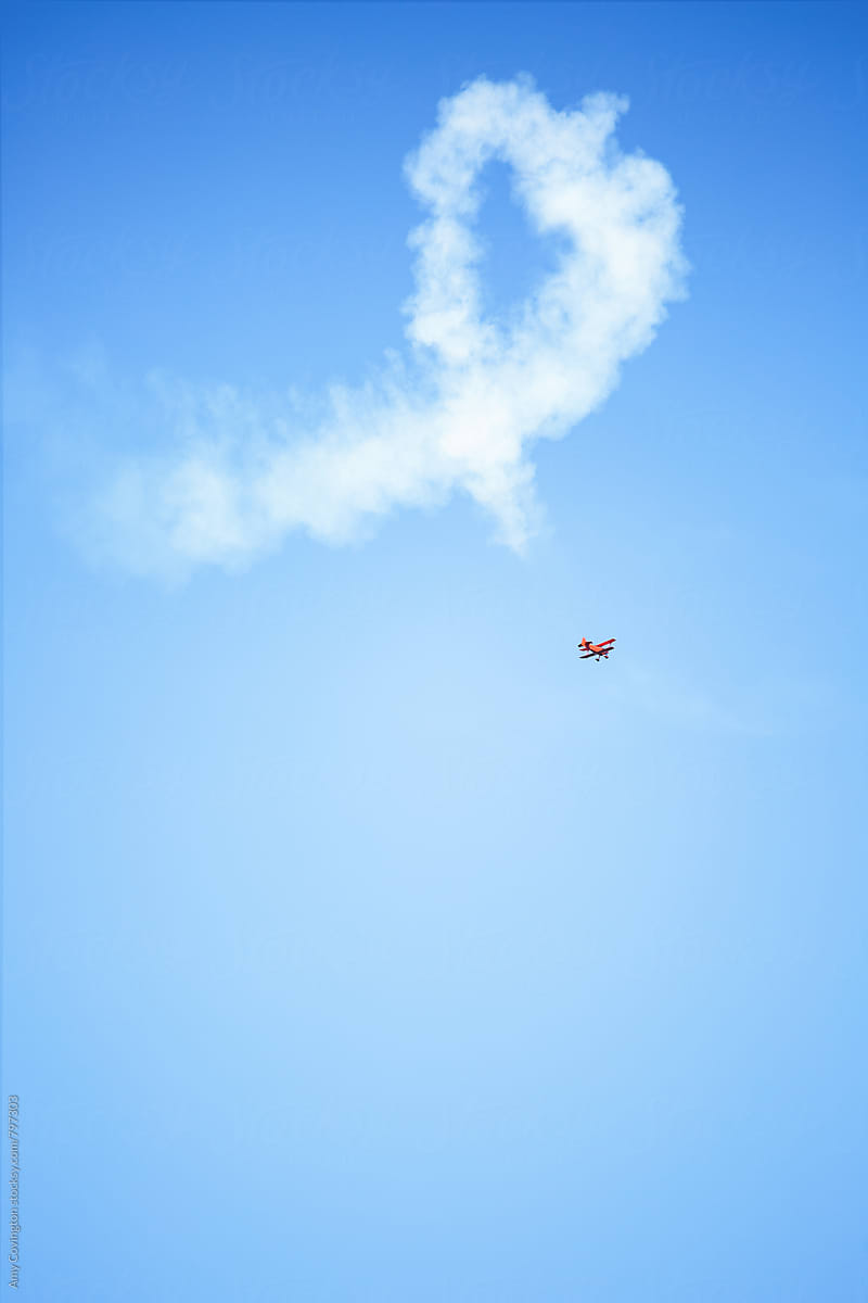 Biplane smoke heart