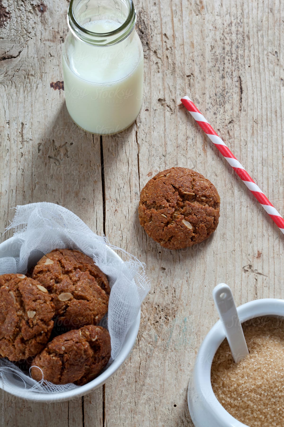 Wholemeal cookies with wheat germ and cereal flakes