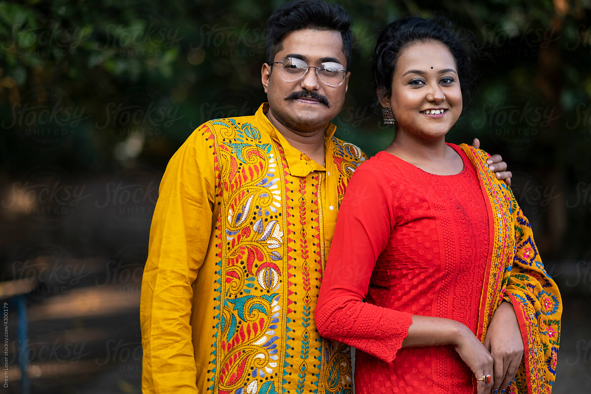 Wine Colored Couple Dress Viscos Silk Saree and Kurta Pyjama – Archittam  Fashion