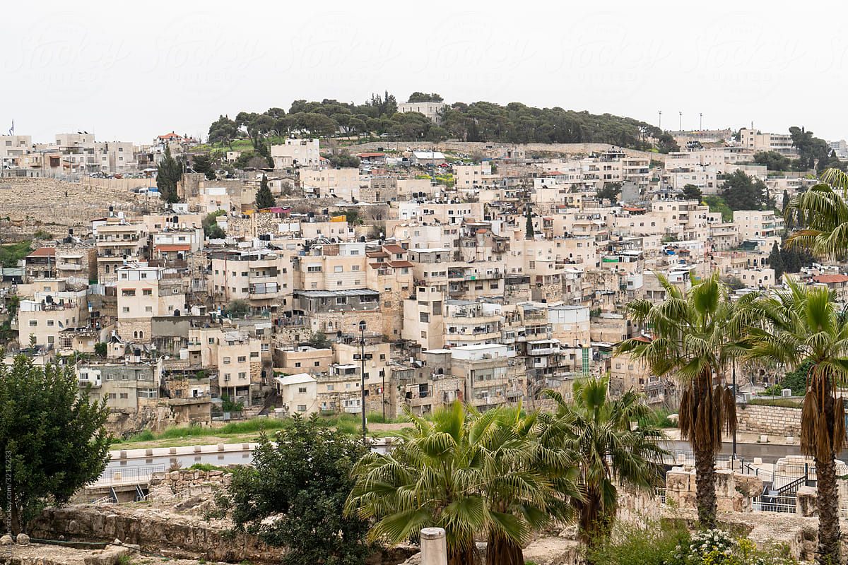 View of the old city in Jerusalem from the Southern Steps in Tem