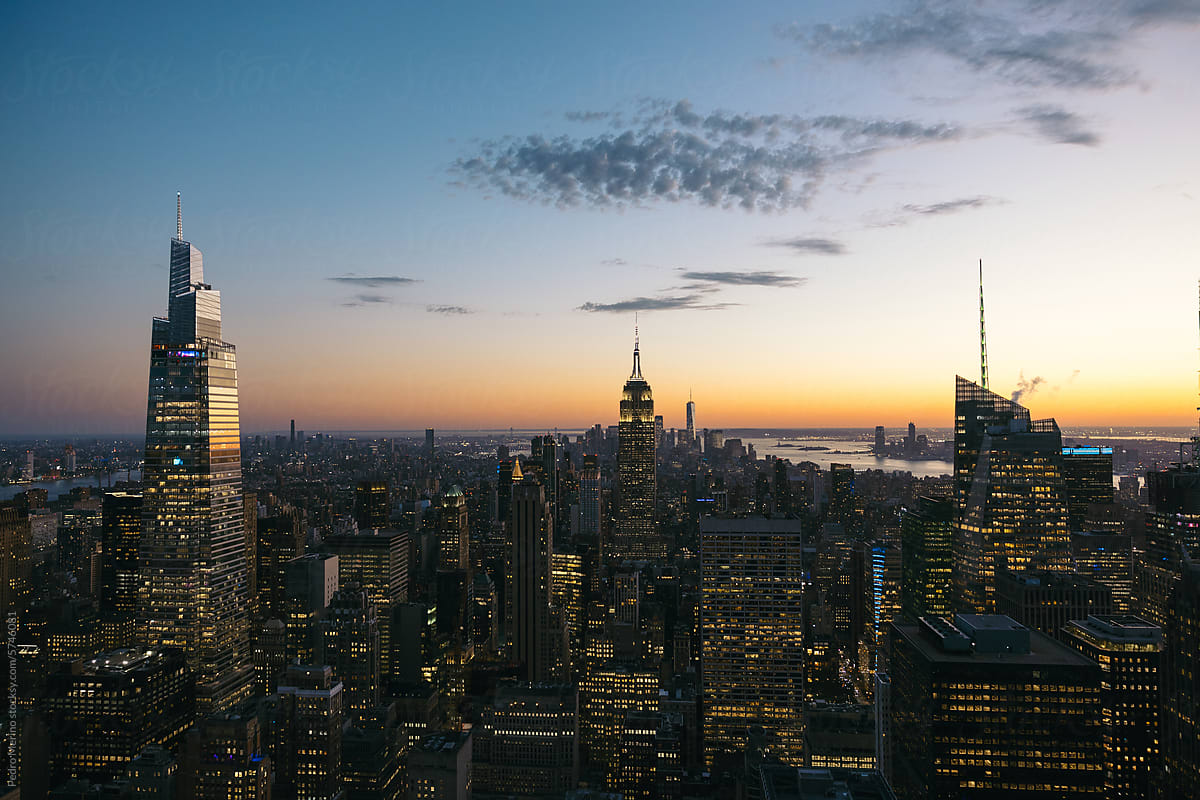 Cityscape of New York at dusk