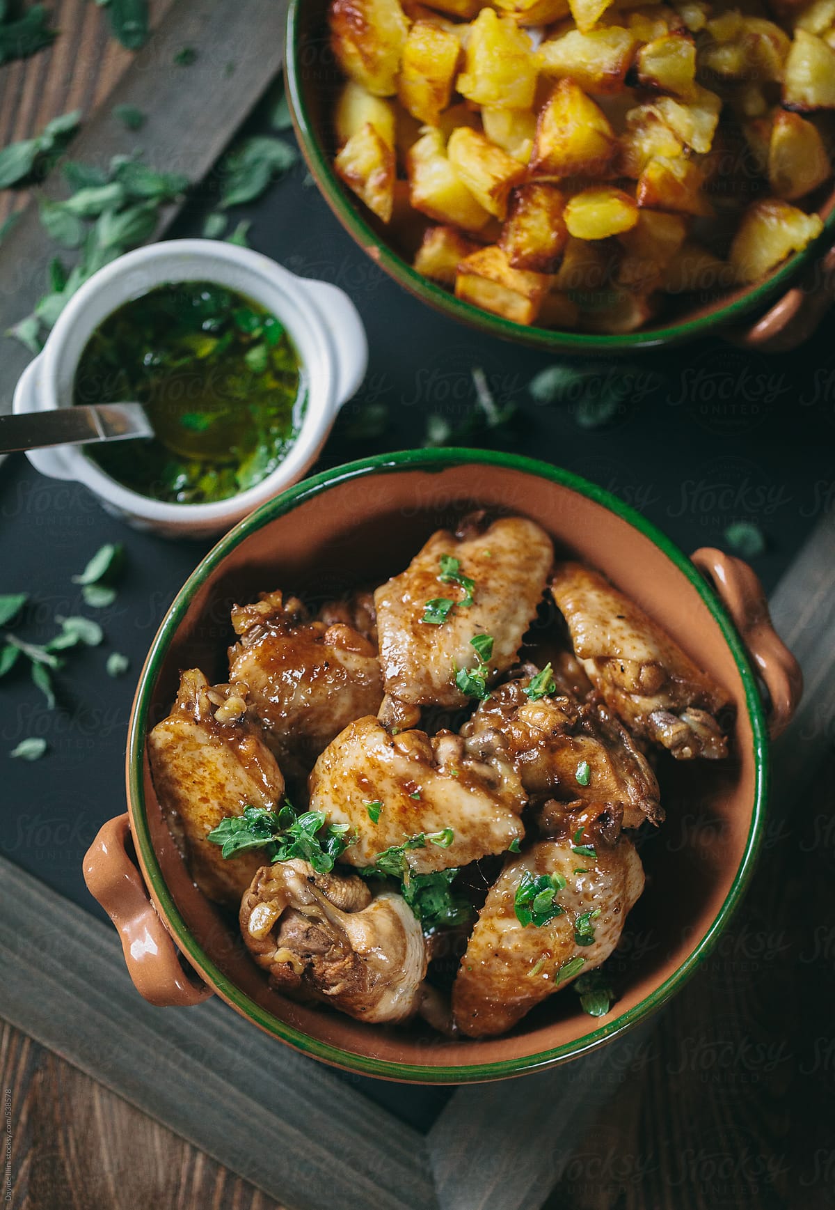 Roasted chicken wings with potatoes
