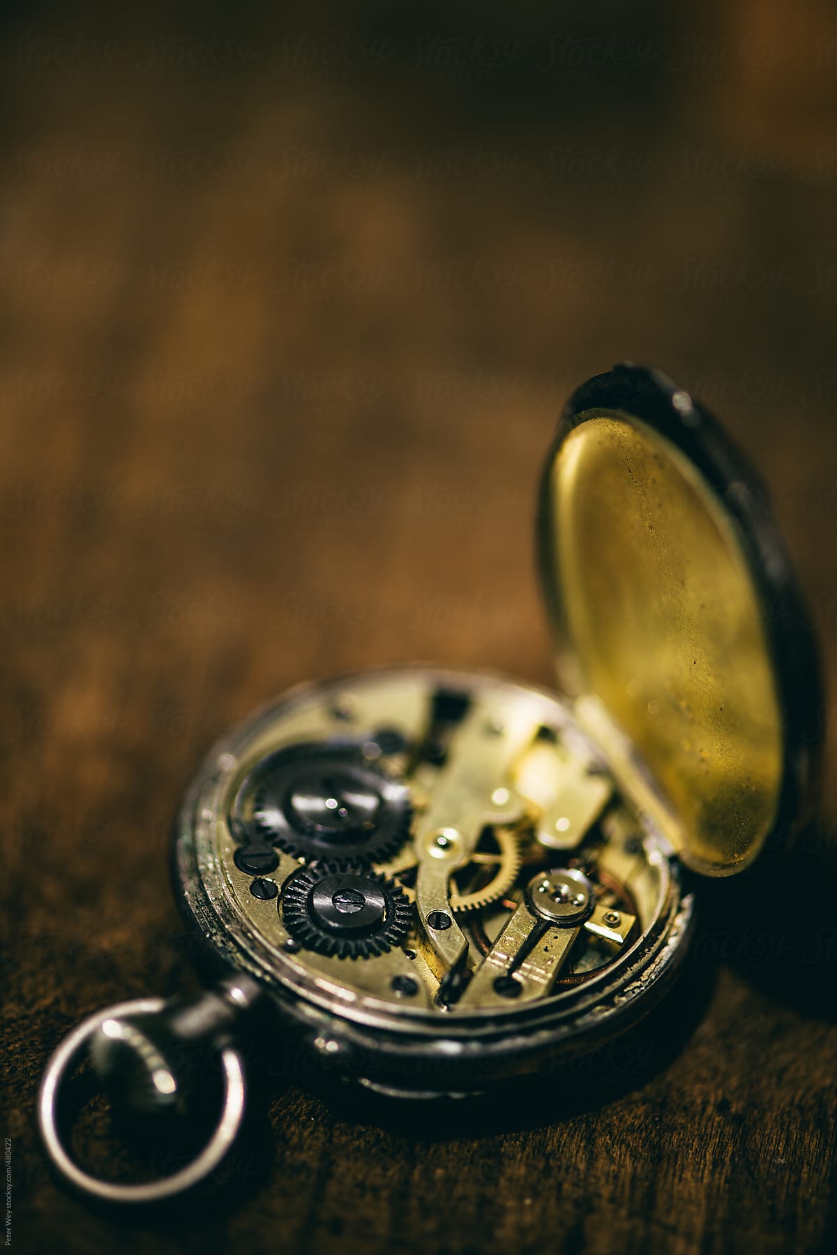 Clockwork of old pocket watch