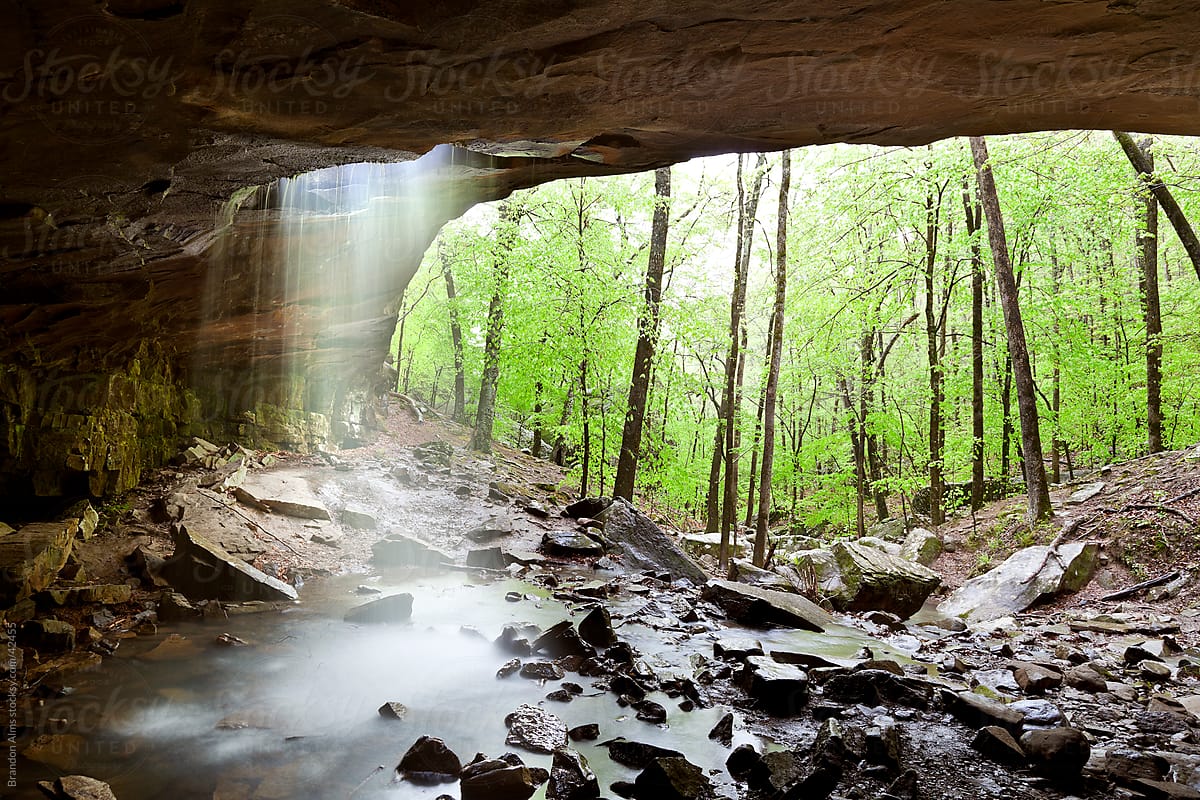 Arkansas Waterfall Phenomenon Named the Glory Hole