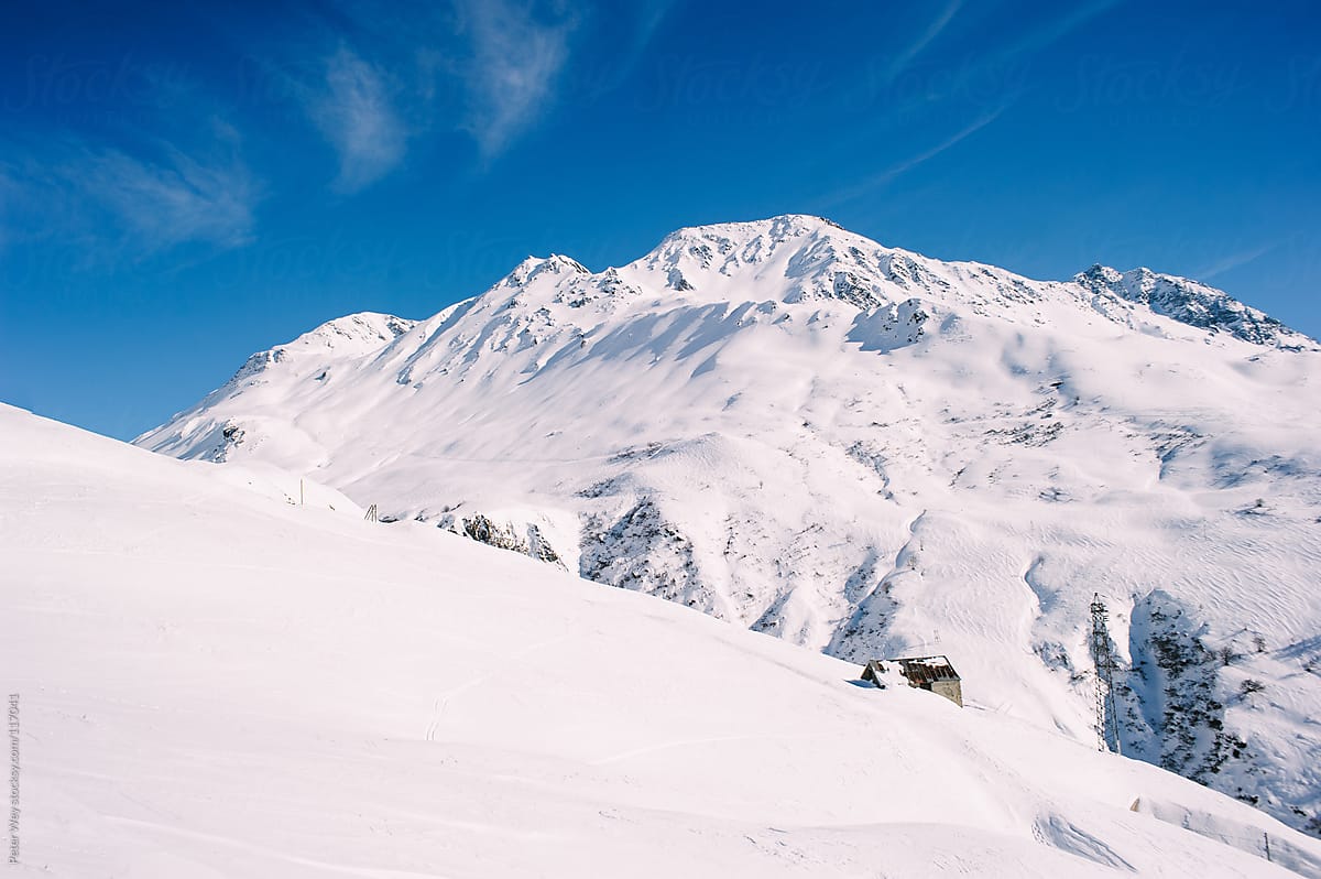«Snow Covered Mountains At Oberalp Mountain Pass» del colaborador de ...