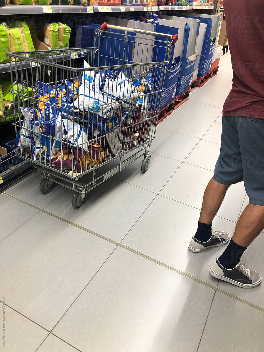 UGC Supermarket shopping cart