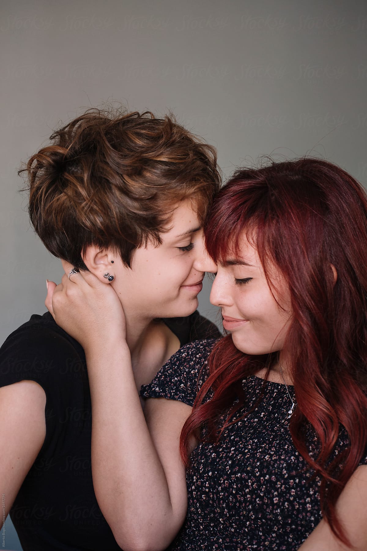 Lesbian Loving Couple By Alberto Bogo Intimate Lesbian