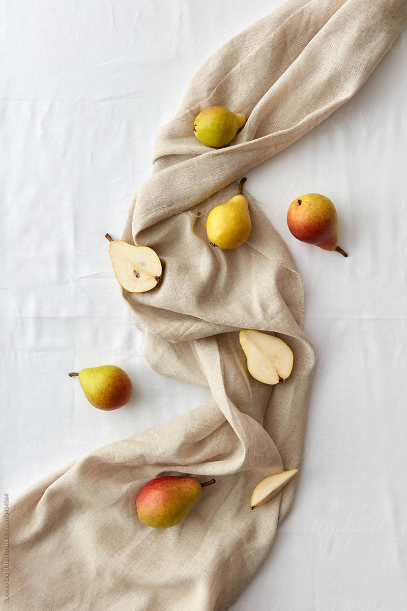 Ripe fresh natural pears fruits on a textile towel.