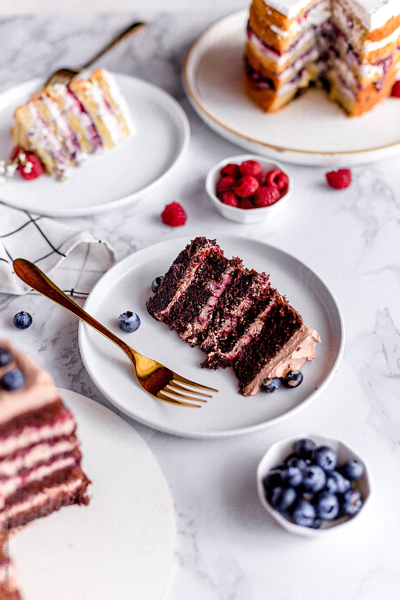 Chocolate Wedding Cake and Vanilla Wedding Cake