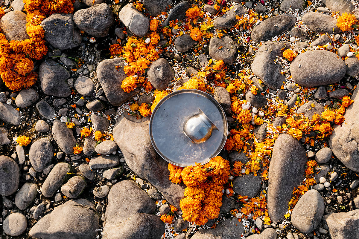 silver tin with orange flowers