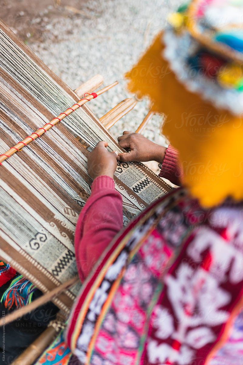 peruvian weaving using a loom