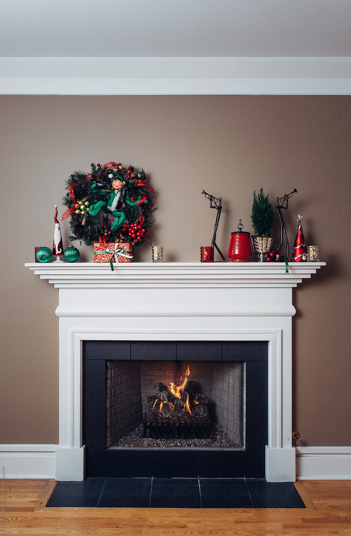 Christmas theme decorated fireplace mantel