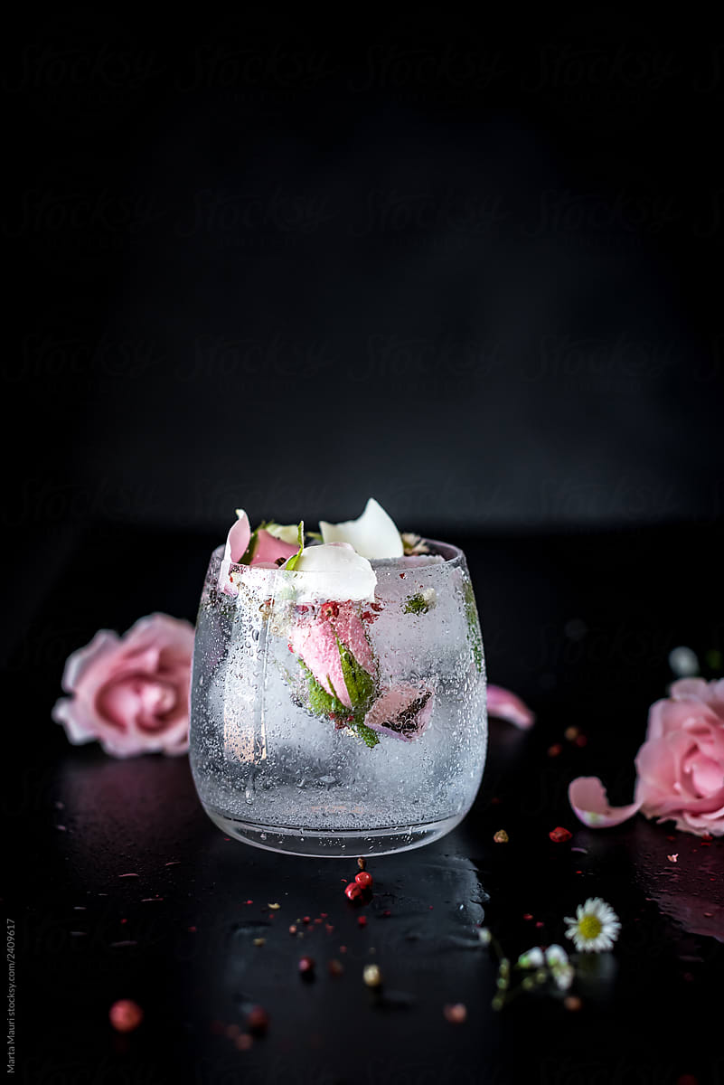 Rose Petals Sake Tonic