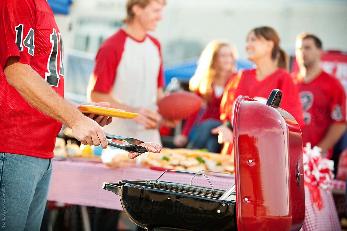 Tailgating: Grilling Food for Tailgate Party