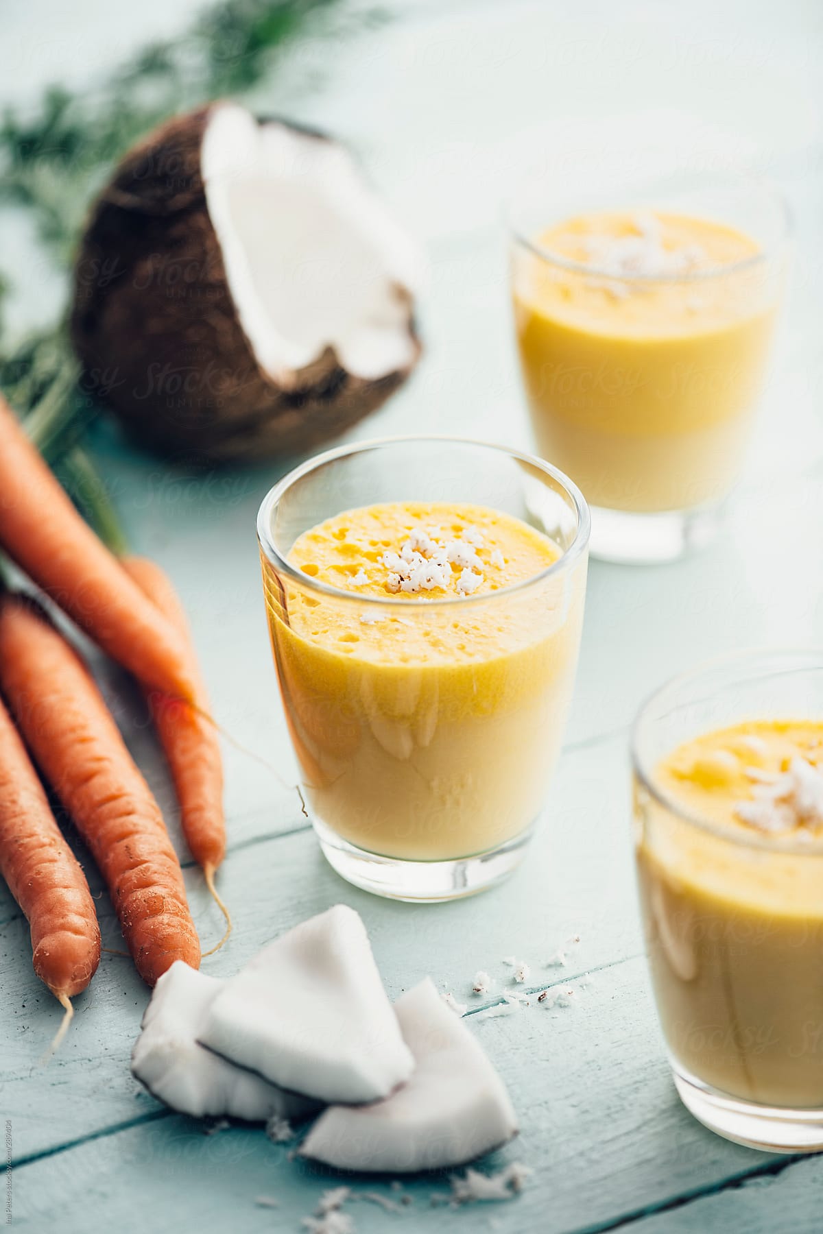 Food: Coconut, Carrot and Orange Smoothie