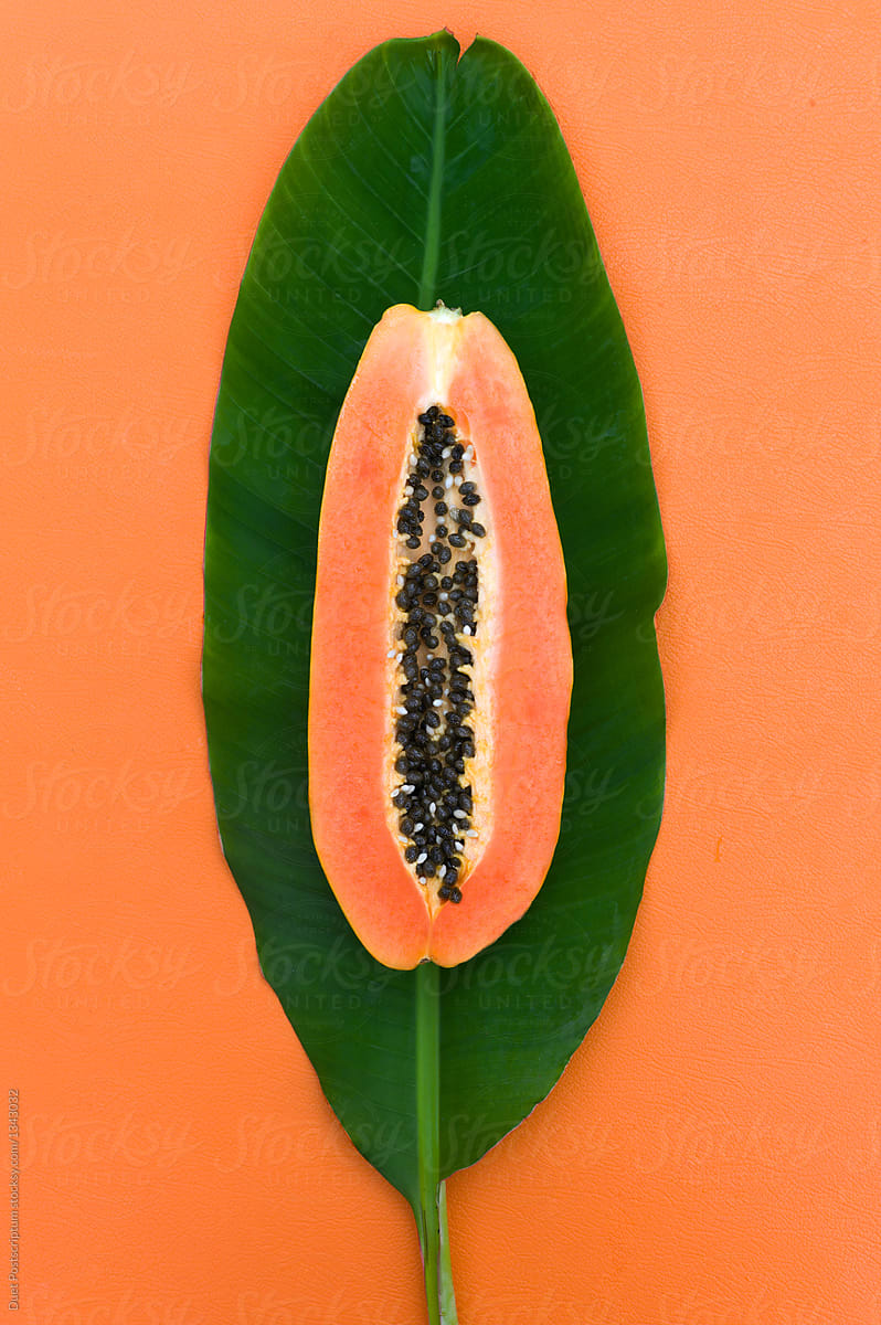 The papaya on the leaf