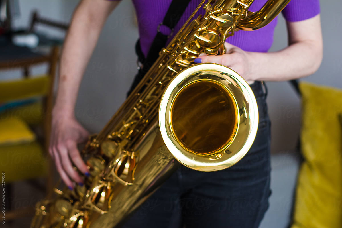 Anonymous woman playing the saxophone