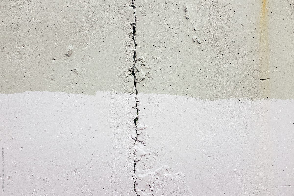 Close up of fractures on concrete wall