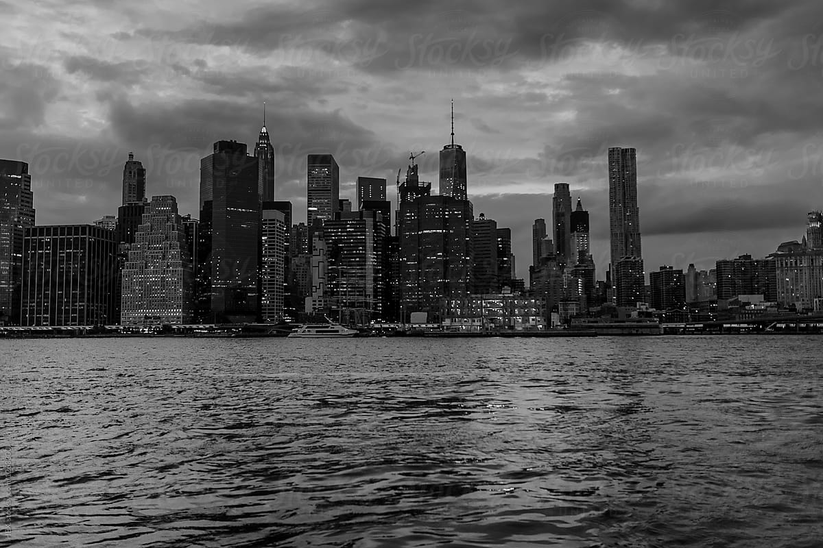 Manhattan Skyline Black and White . New York City