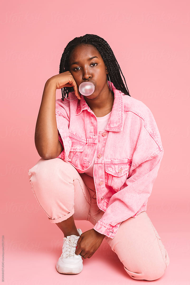 Teenager portraits in pink.