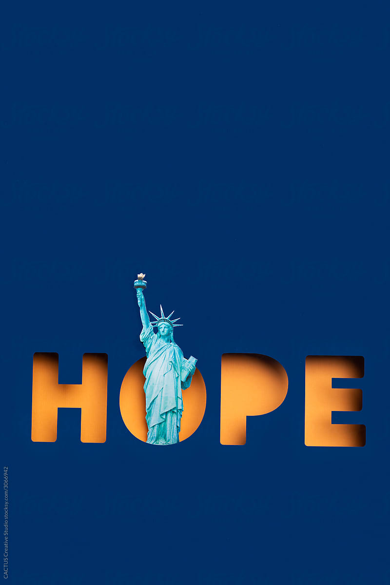 Statue of Liberty and hope word.