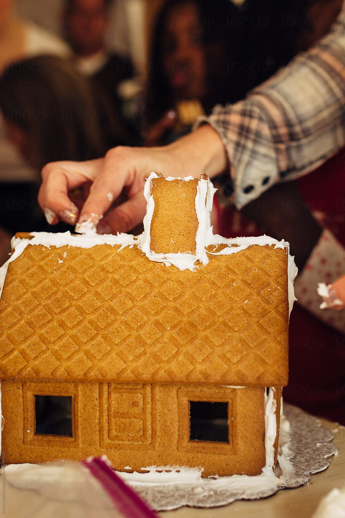 Building gingerbread houses
