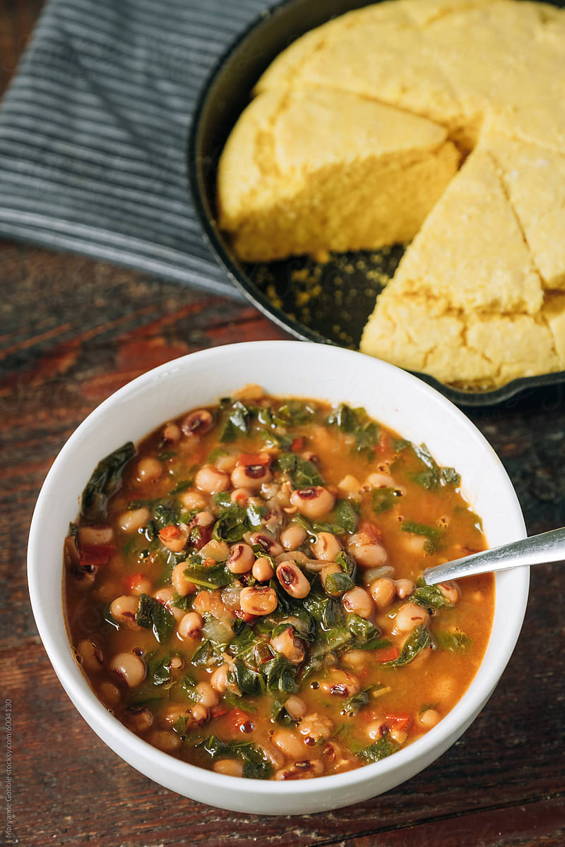 Southern Food: Black Eyed Peas and Collards