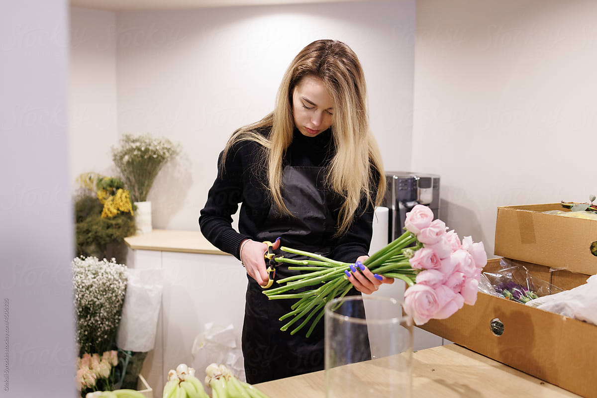 Floral dealer care bouquet store