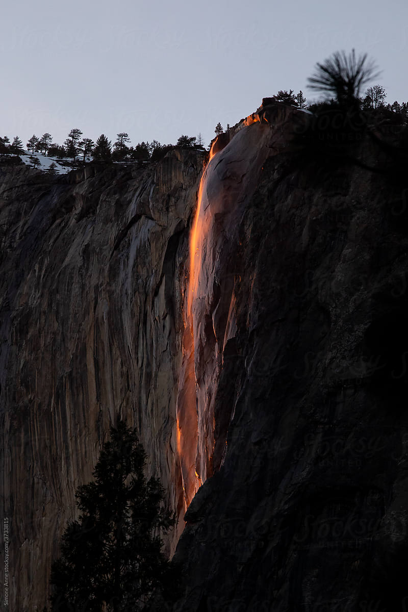 Golden light on Horsetail Falls, Yosemite National Park