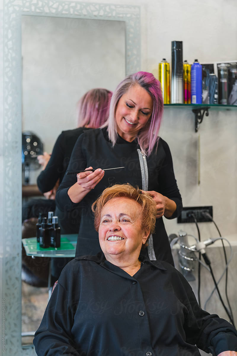 Happy Senior Woman Smiling in a Beauty Salon